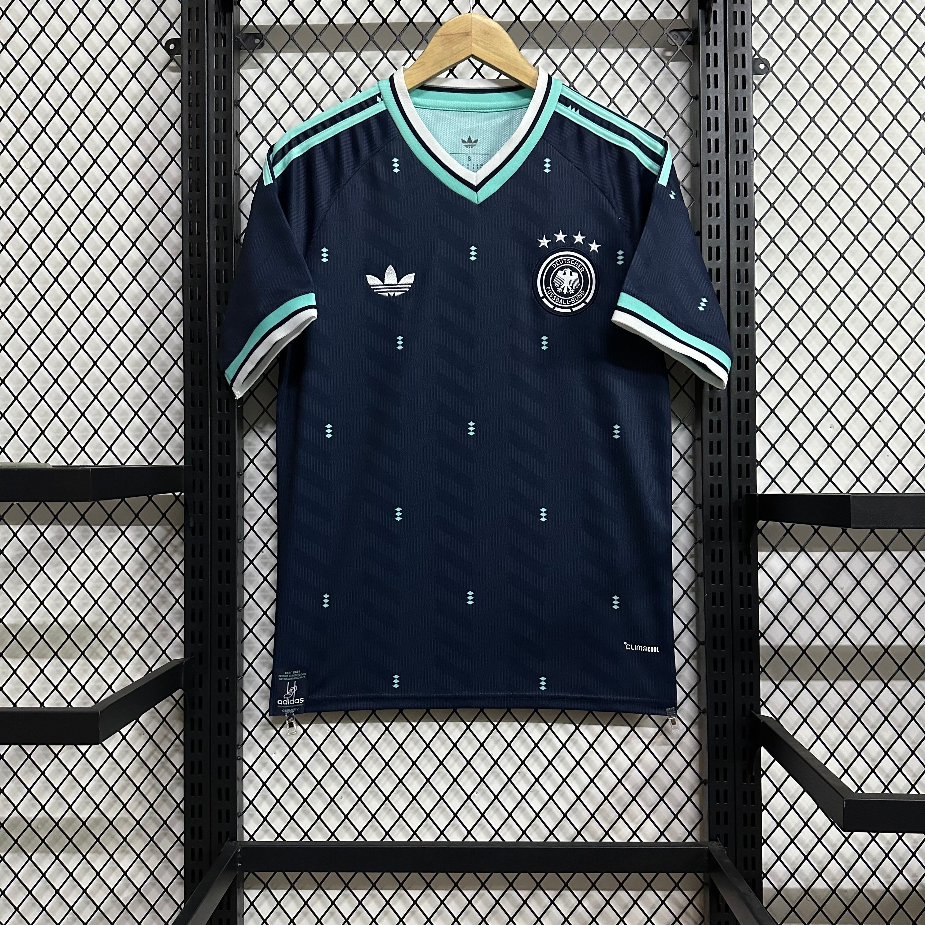Germany Retro Navy Jersey – Four-Star Heritage Edition