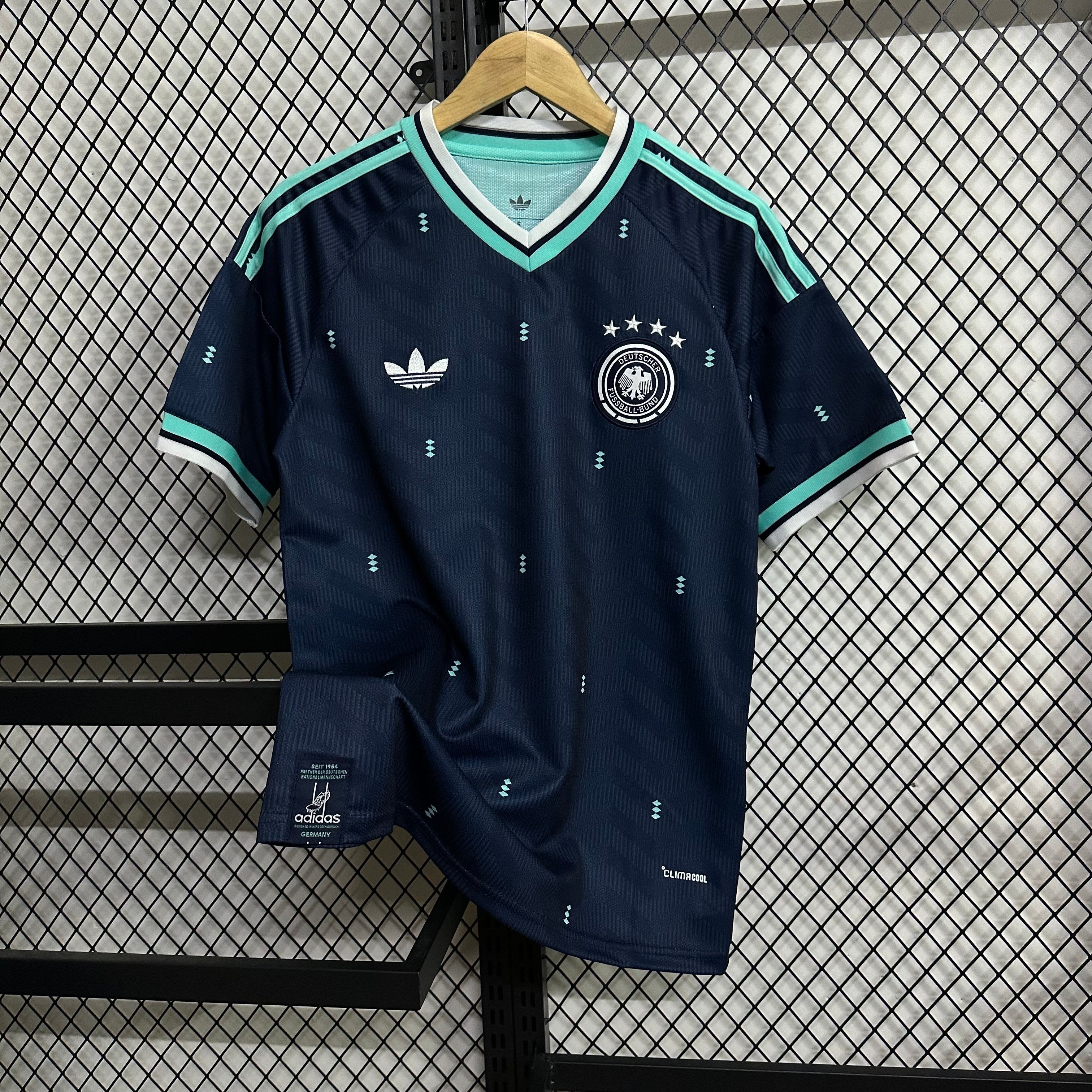 Germany Retro Navy Jersey – Four-Star Heritage Edition
