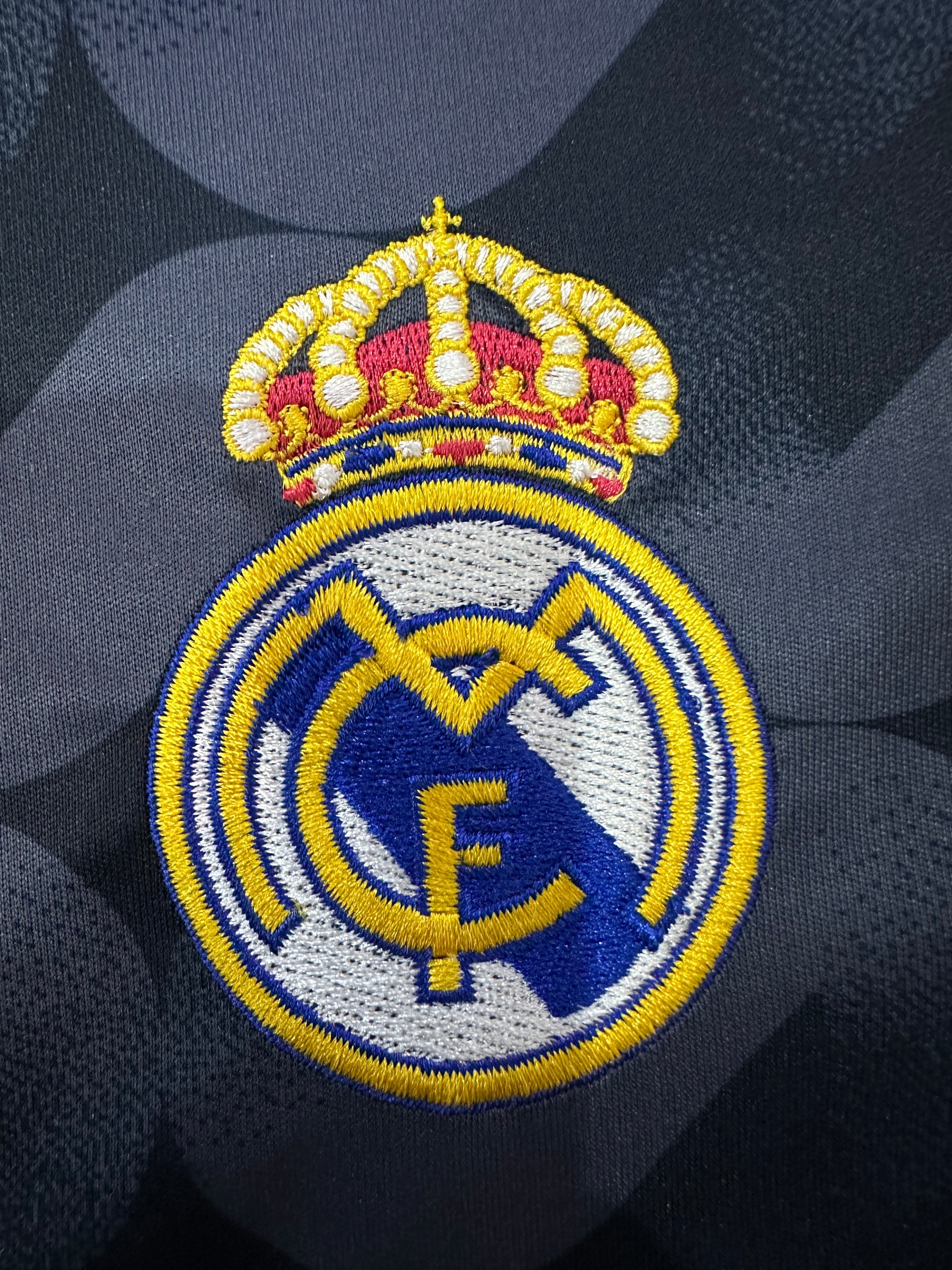 Real Madrid Away Kit 2024/25 – Dark Grey & Yellow Edition