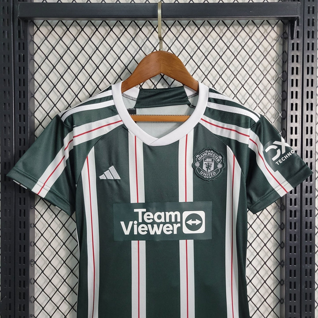 Manchester United 2024/25 Away Jersey – Green Stripe Edition
