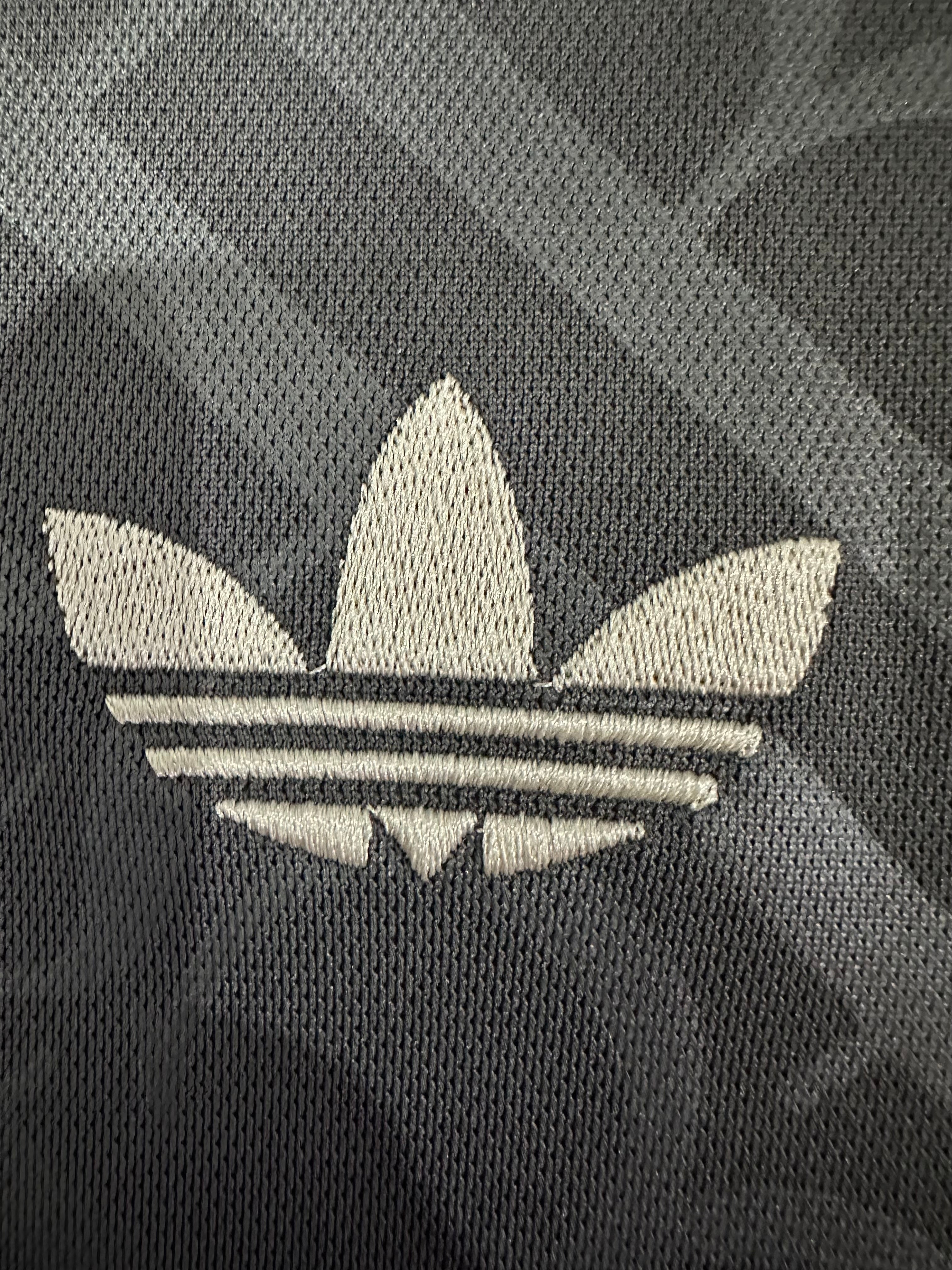 Real Madrid Retro Kit – Grey Heritage Edition