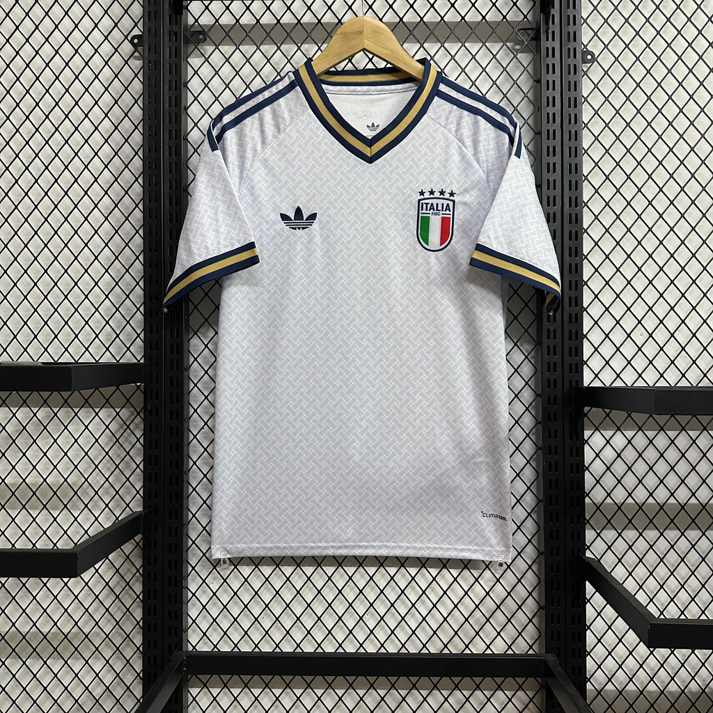 Italy Retro White Jersey – Classic Four-Star Edition
