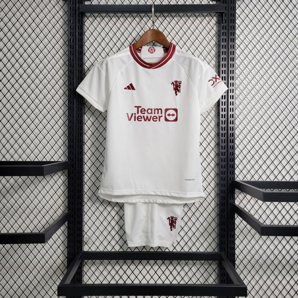 Manchester United 2024/25 Away Jersey – White Heritage Edition